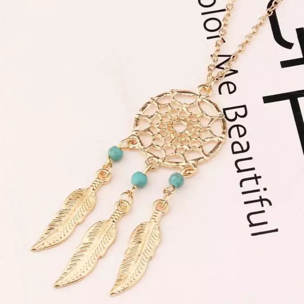 ✨2/$10✨ Golden dream catcher necklace